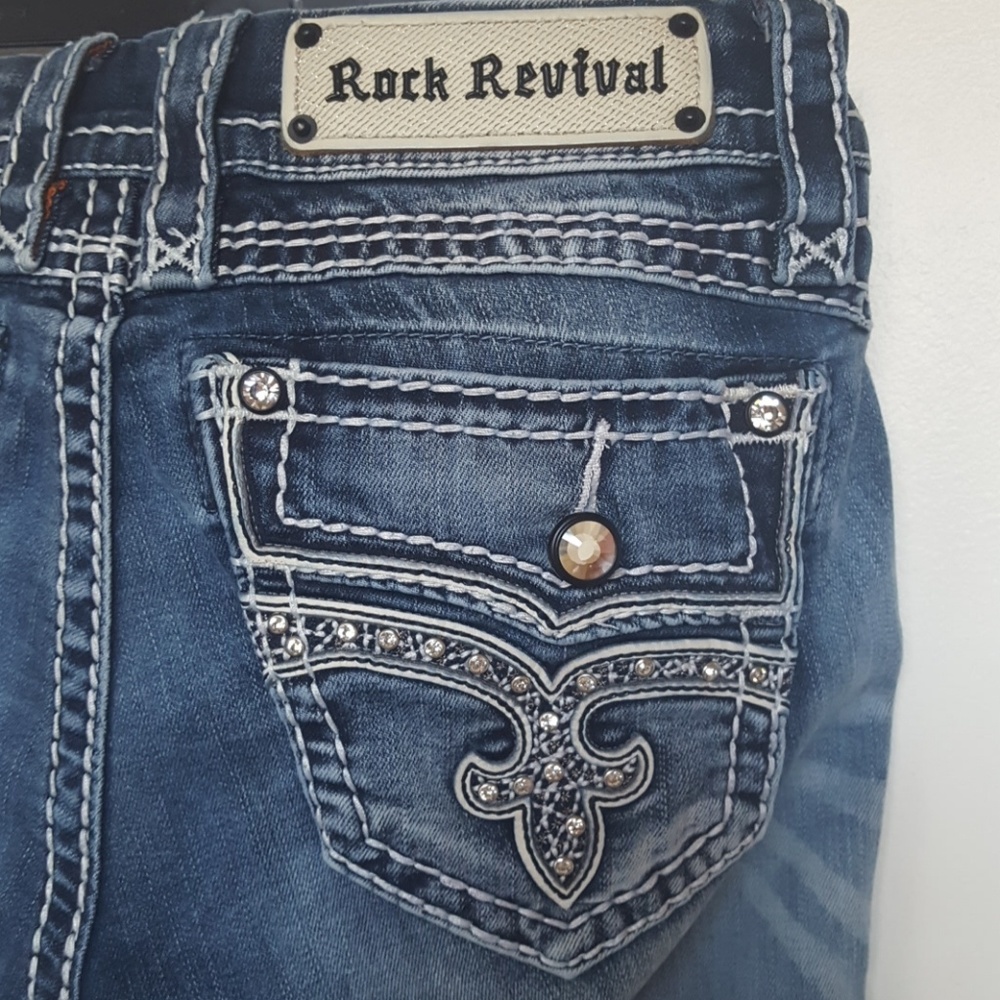 Rock Revival Aleanor